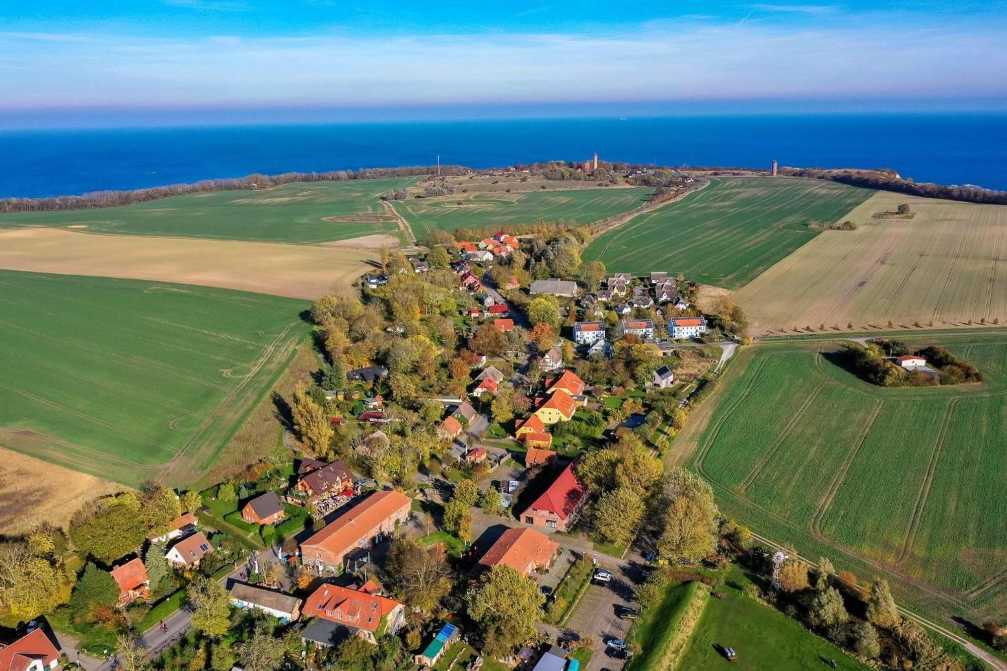 Hotel & Restaurant Zum Kap Arkona Putgarten Exteriör bild