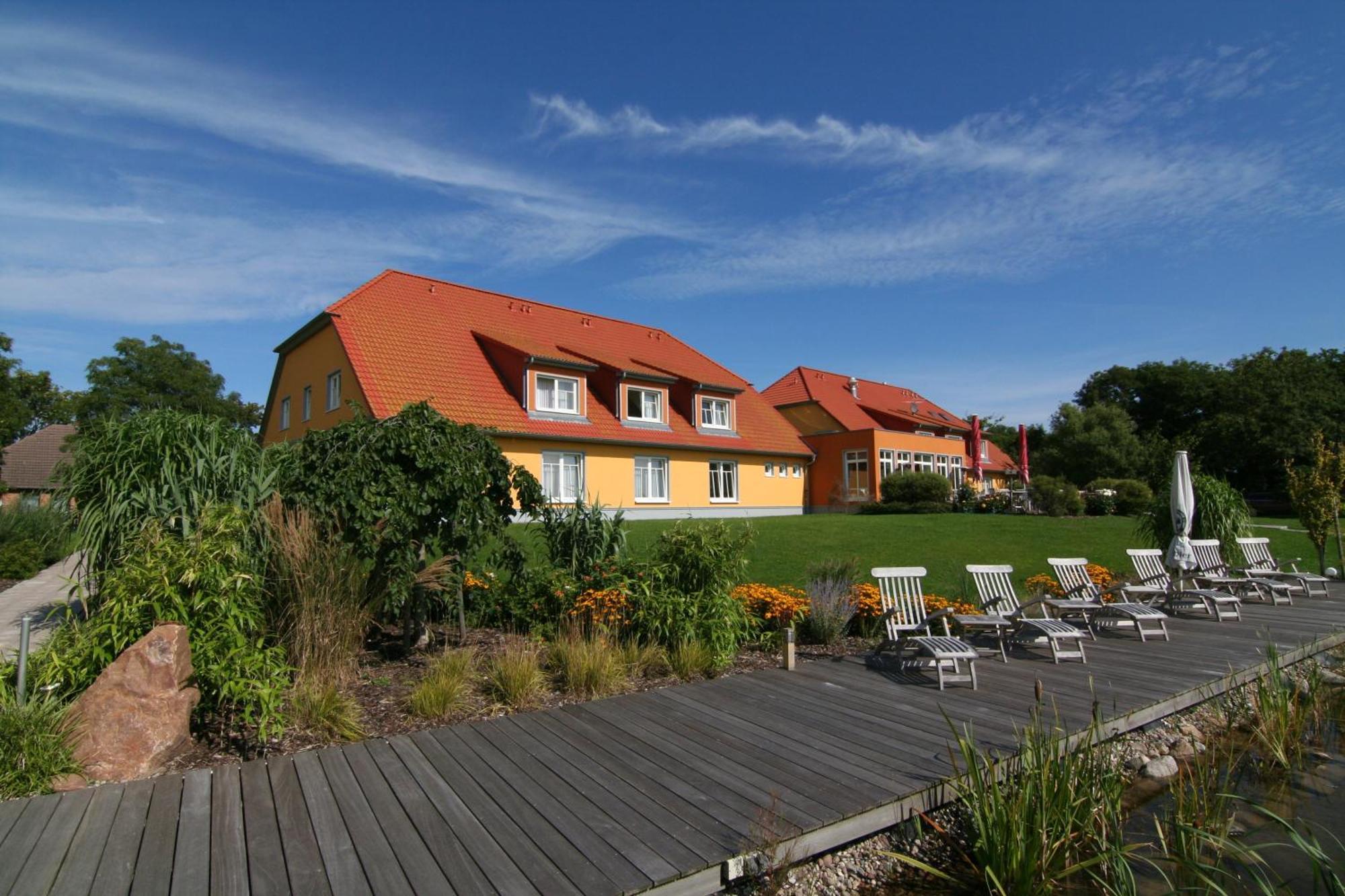 Hotel & Restaurant Zum Kap Arkona Putgarten Exteriör bild